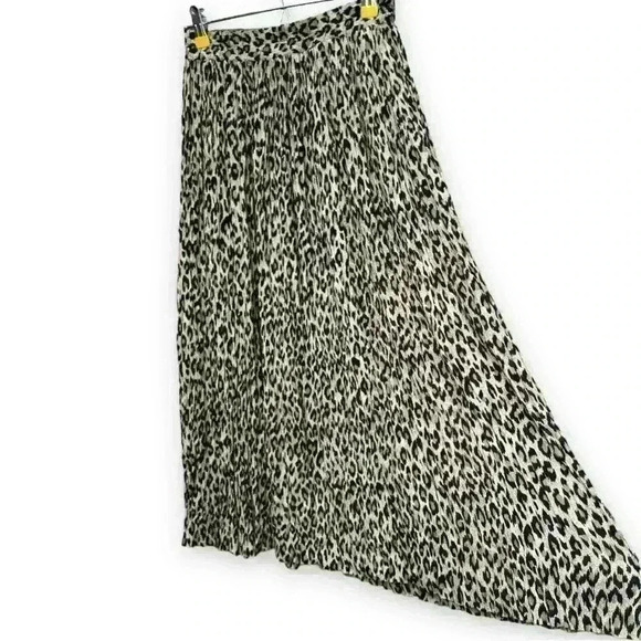 Vintage 90s Stonebridge Women's Animal Print Crinkled Maxi Skirt - Size P/S - Picture 1 of 5